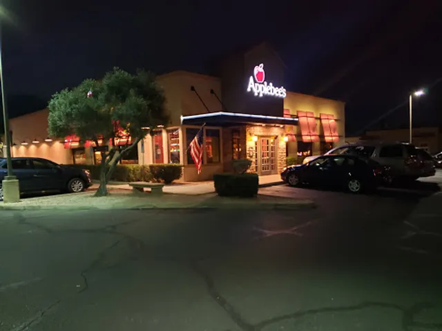 Applebee's Grill + Bar