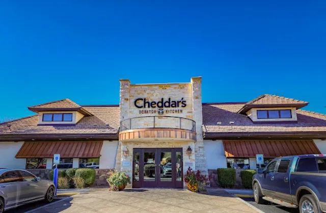 Cheddar's Scratch Kitchen