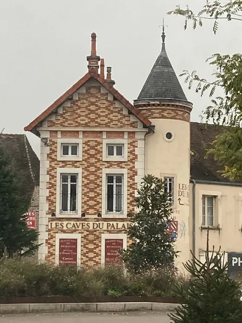 Les Caves Du Palais