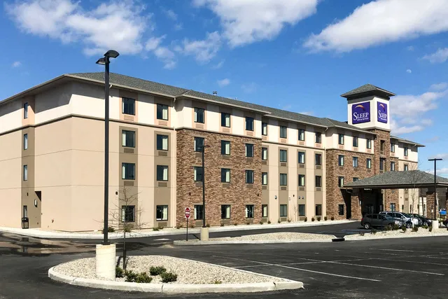 Sleep Inn & Suites Middletown - Goshen