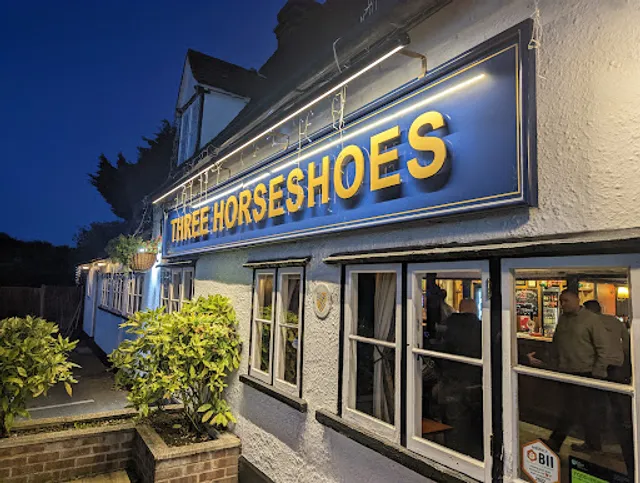 The Three Horseshoes