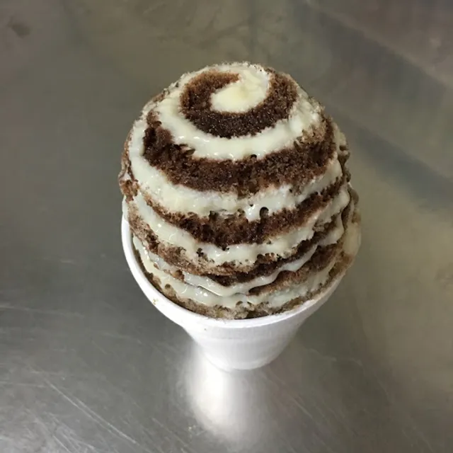 Pelican's SnoBalls of Monroe at Union Square Shopping Center