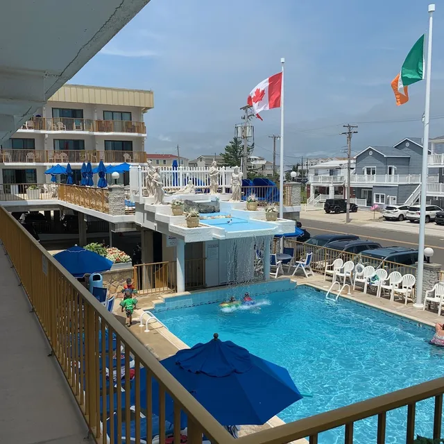 Roman Holiday Resort