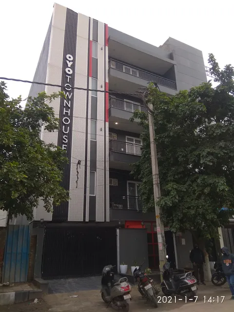 Hotel Diamond Tree at Pitampura