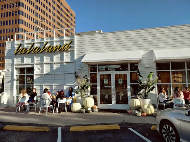 La La Land Kind Cafe