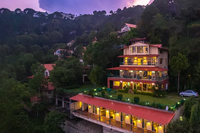 StayVista at Ludlow House in Kasauli | 4 BHK Luxury Villa with Sauna Room
