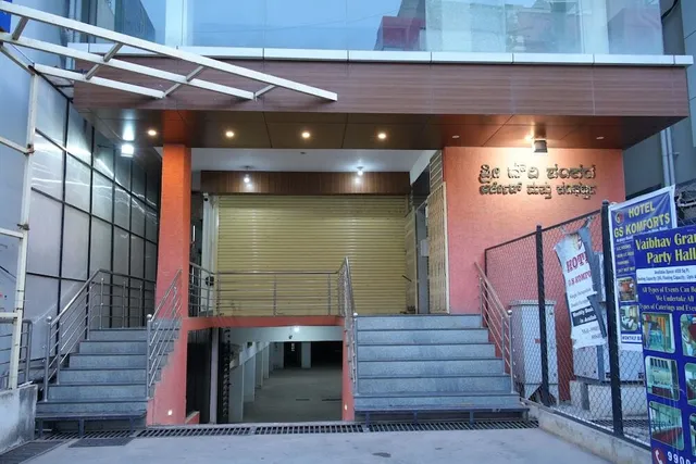 Hotel GS Komforts ( METRO O COMFORTS)