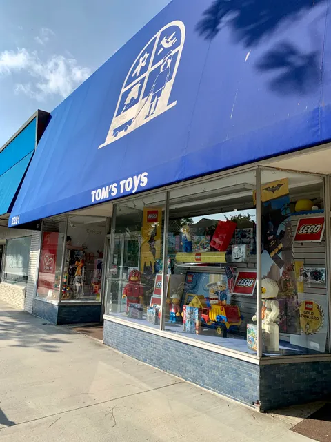 Tom's Toys
