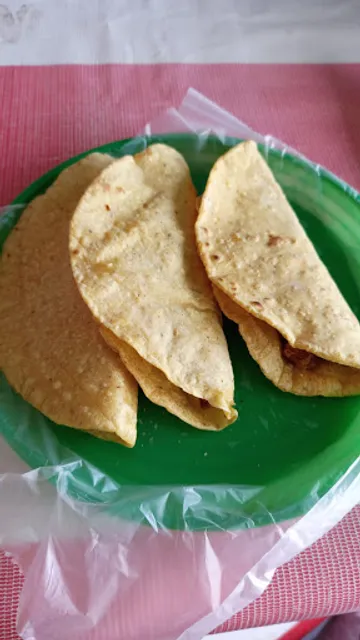 Gorditas y tacos parque holland