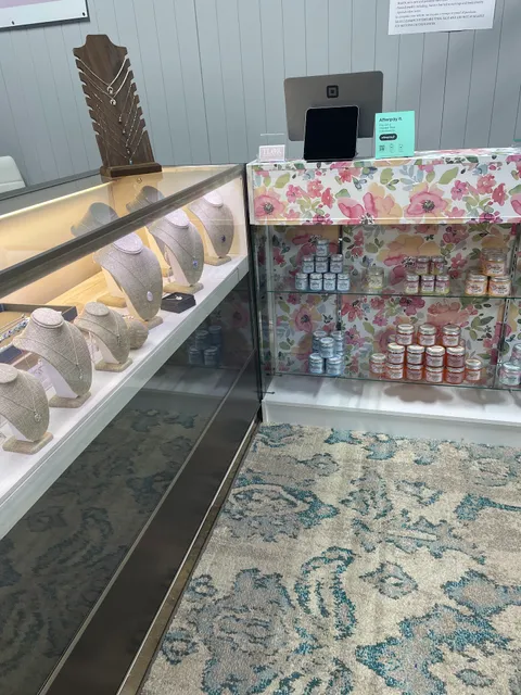 Silver Leaf Boutique by TLOR