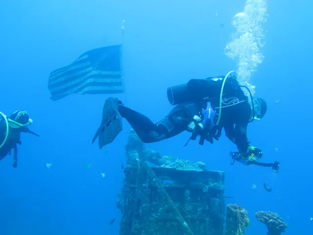 SF Divers Oahu