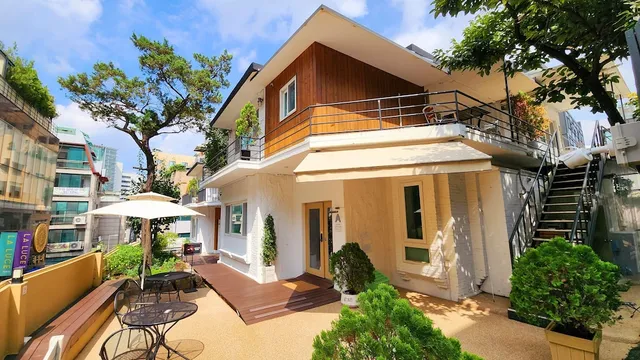 OYO Hostel Myeongdong 5