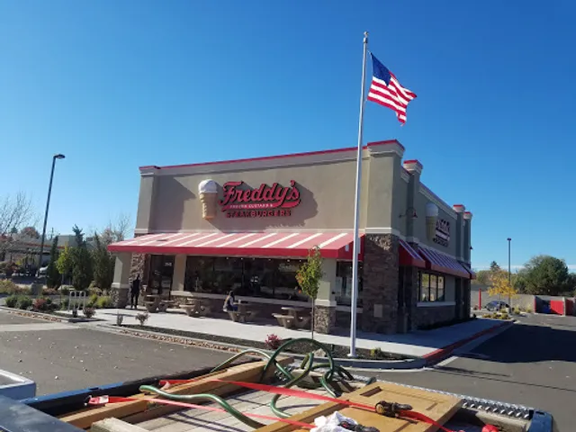 Freddy's Frozen Custard & Steakburgers