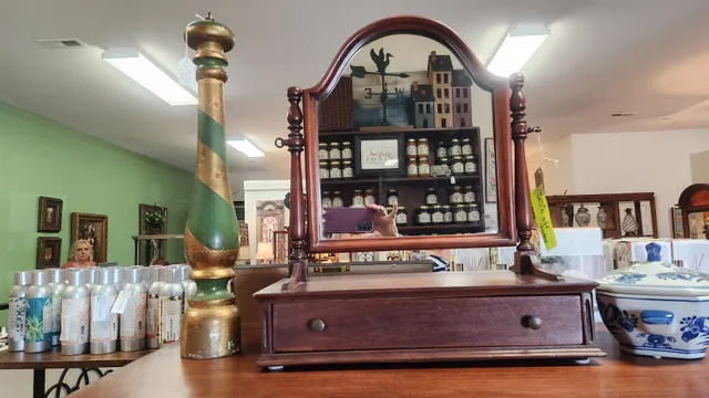 Lexington Antiques & Home Decor