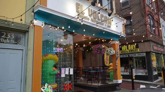 EL VOLCAN MEXICAN RESTAURANT & BAR