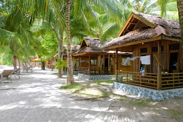Fadhila Cottages Togean Dive Resort