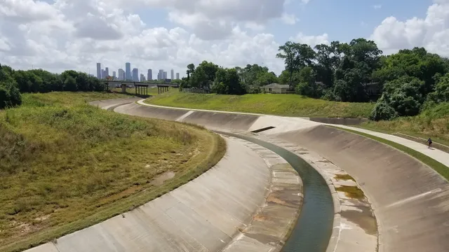 White Oak Bayou Greenway Access