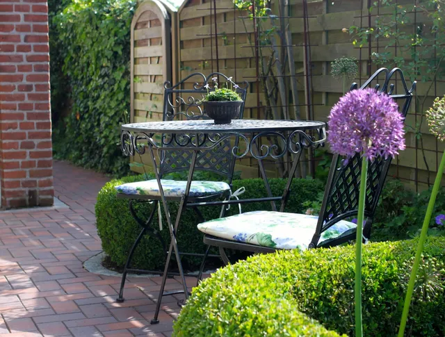 Urlaub im Rosengarten- Doppelzimmer mit Frühstück und Ferienwohnung