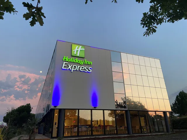 Holiday Inn Express Arcachon - la Teste by IHG
