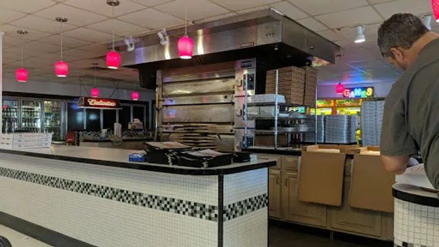 Pinehurst Pizza & Sports Bar