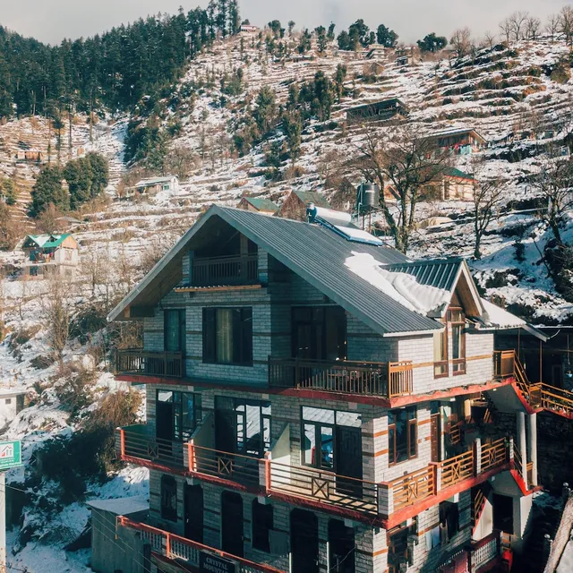 Crystal Mountain Jibhi