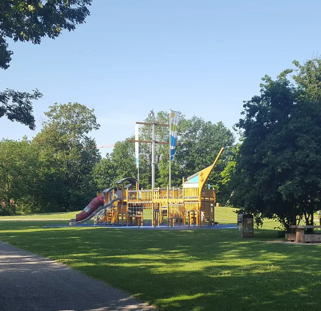 Mini golf and horticulture Seeburgpark