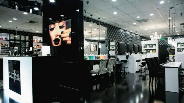 GLO Nail Bar