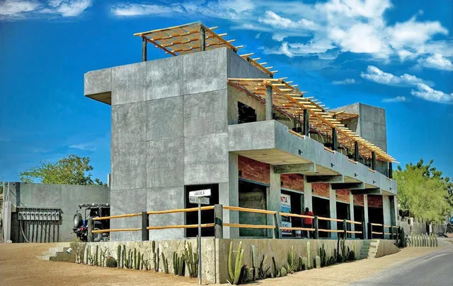 La Ventana Urban Lofts & Shops