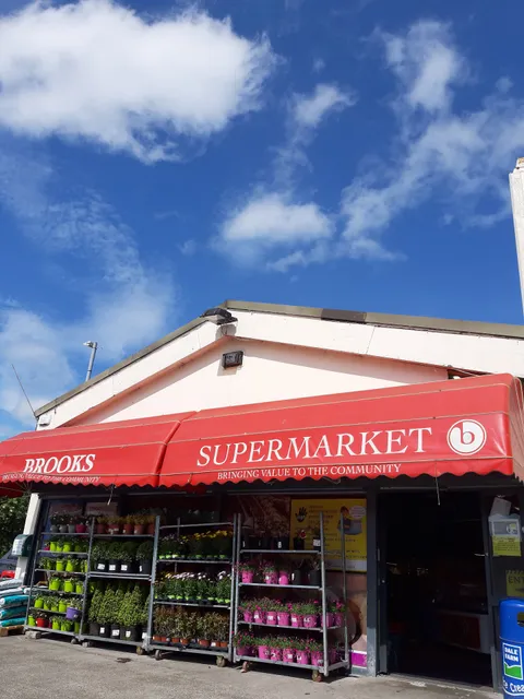 Brooks Supermarket