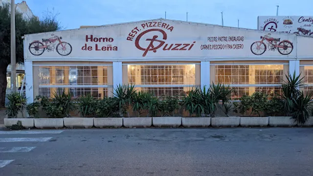Pizzería Guzzi Almerimar