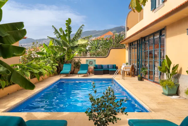 Funchal Cottages - Pool & Painters Cottage