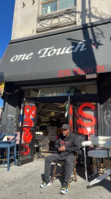 ONE TOUCH FURNITURE & MATTRESS VILLAGE