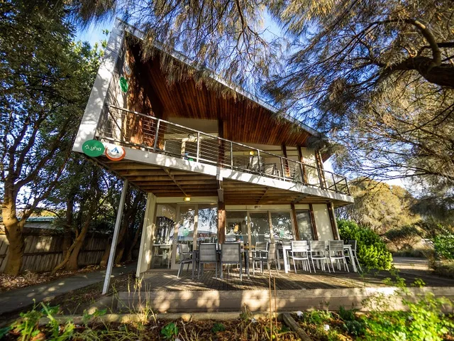 YHA Apollo Bay Eco