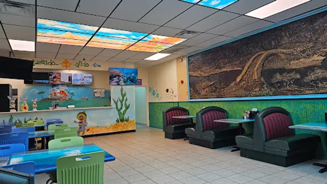 Marisqueando Ando Seafood & Mexican Food