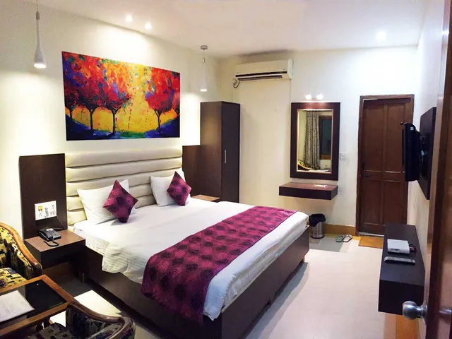 Hotel Veenus International