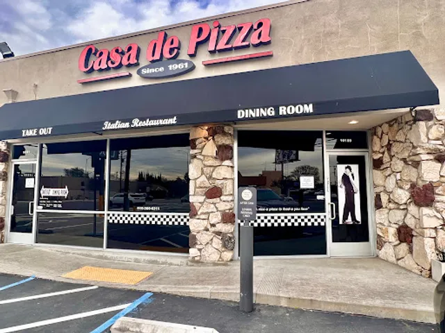 Casa de Pizza - Granada Hills