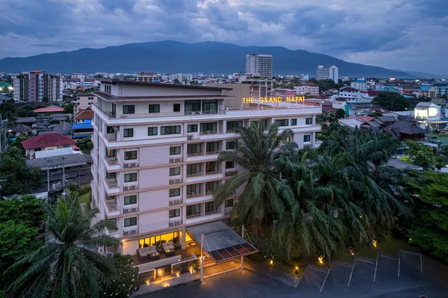 The Grand Napat Hotel And Serviced Apartment