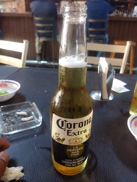 Bar El Capilano Center