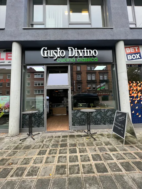 Gusto Divino cucina classico