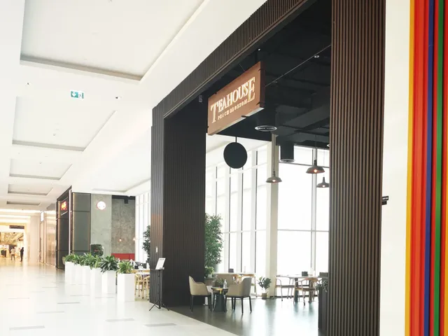 Peach Blossom Teahouse Restaurant 桃源茶餐厅