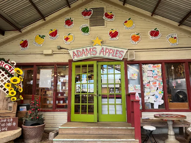 Love Creek Orchards/The Apple Store