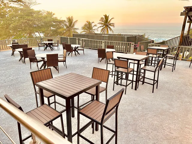 El Guajataca Restaurant & Deck