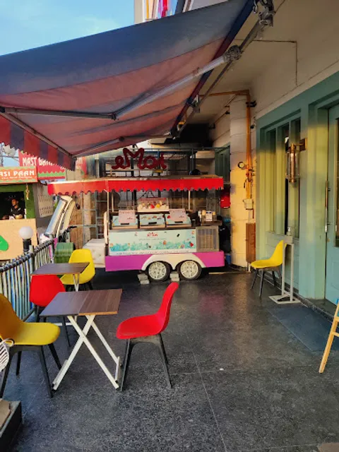 USPFC (US Pizza & Fried Chicken)