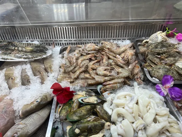 سلسلة مطاعم الصياد العالمي للمأكولات البحريه