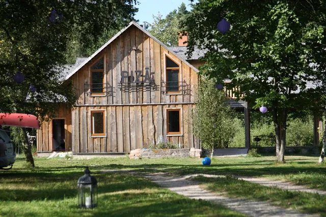 Pizā Guest House and Campsite