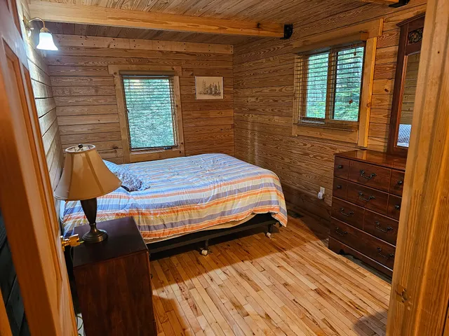 Hemlock Haven Cabins