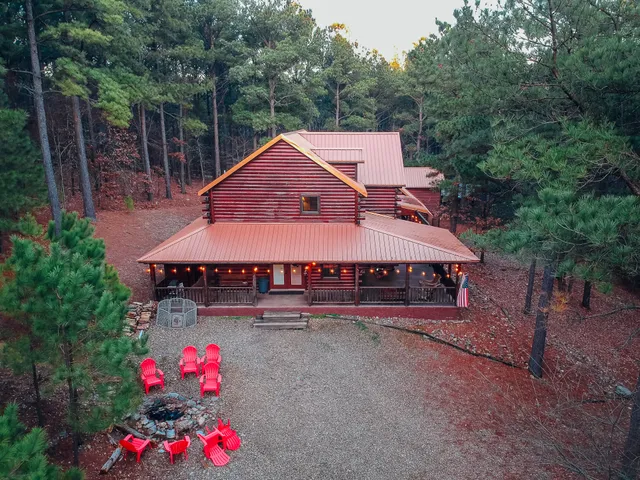 Wild & Free Cabin - Broken Bow