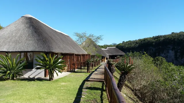 Outspan Safaris and Lodge