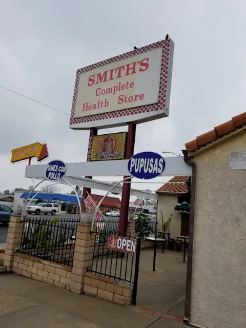 Pupuseria El Rancho Antojitos Salvadorenos