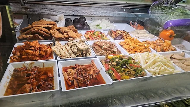 MR Green Juice Bar & Grill